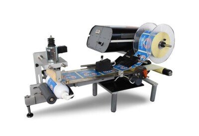 Semi-automatic labeling machine